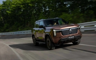 Mitsubishi Pajero ra mắt tại Thái Lan; Ba phiên bản, khởi điểm tương đương 1,1 tỷ đồng sẵn sàng về Việt Nam